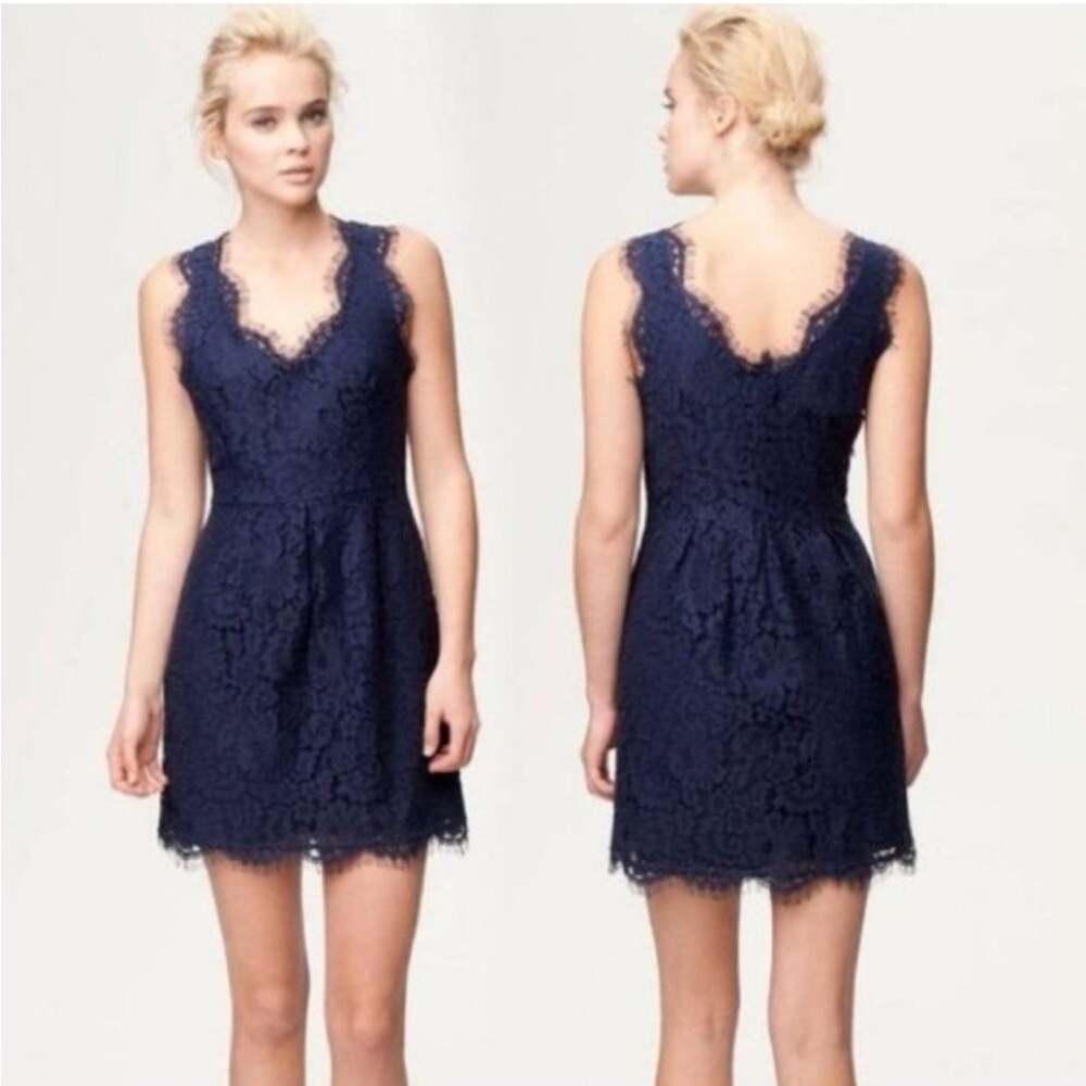 New with tags Joie Rori Eyelash Lace dress Navy blue size xs